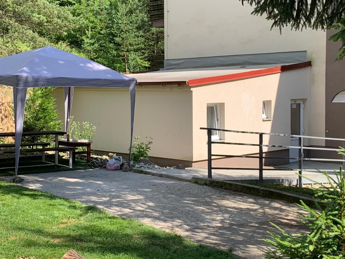 Luzkovice Vsemina Apartman מראה חיצוני תמונה