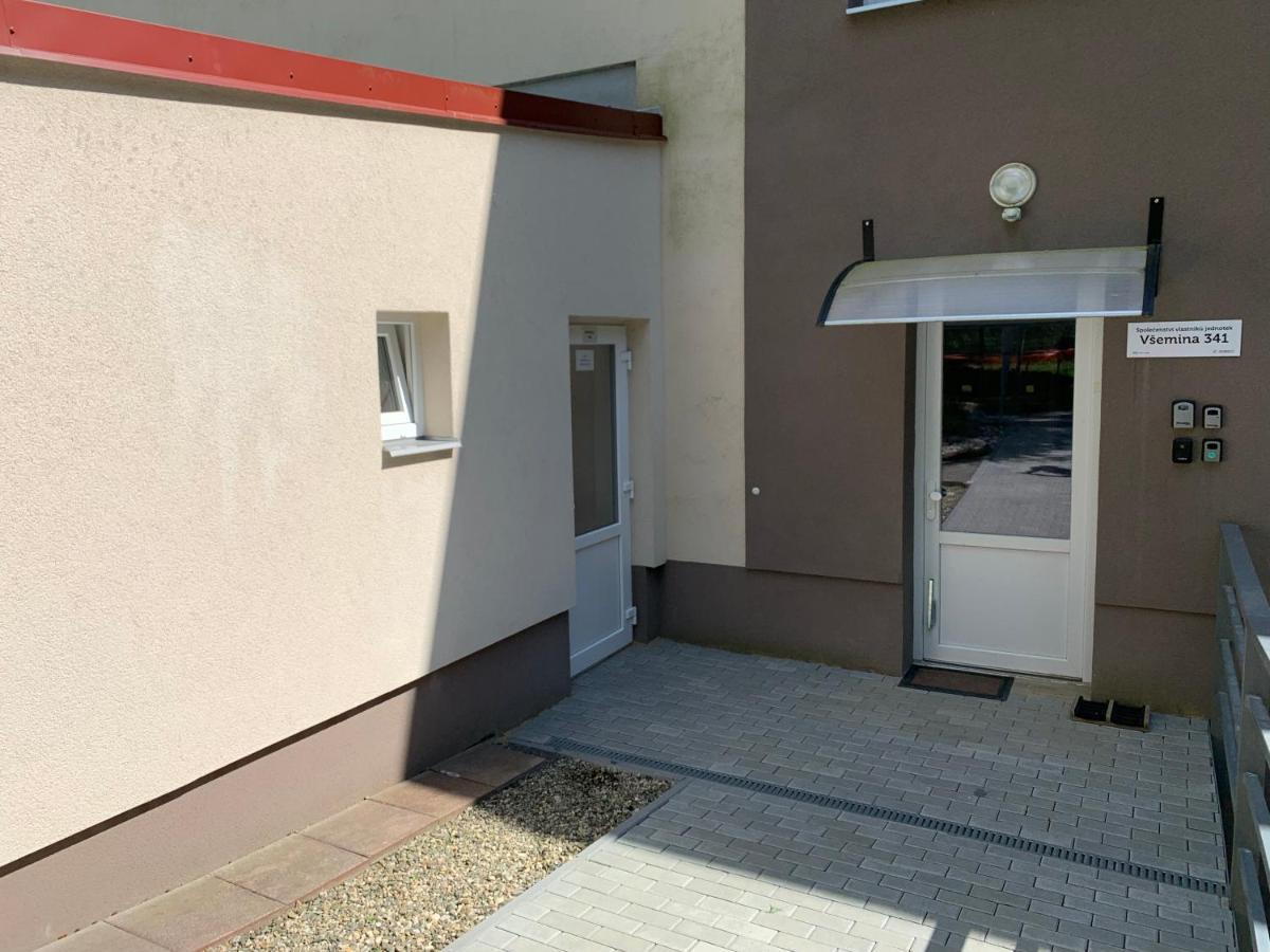 Luzkovice Vsemina Apartman מראה חיצוני תמונה
